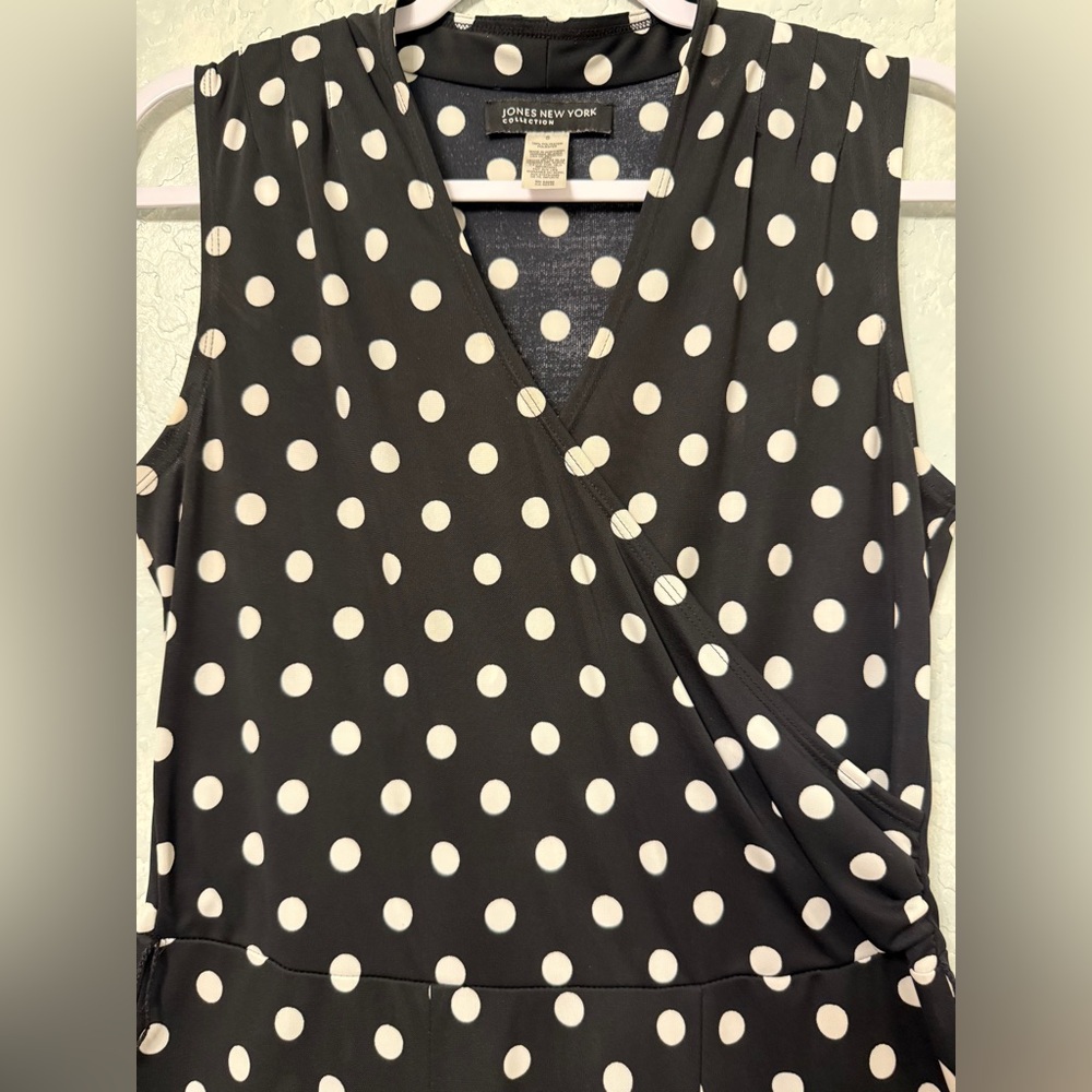 Jones New York Black and White polkadot V-Neck Maxi Dress - Picture 14 of 15